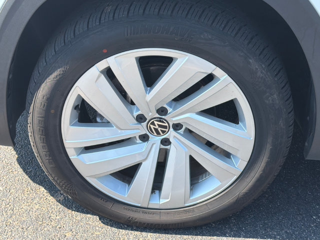 Used 2022 Volkswagen Atlas Cross Sport SE FWD image 12