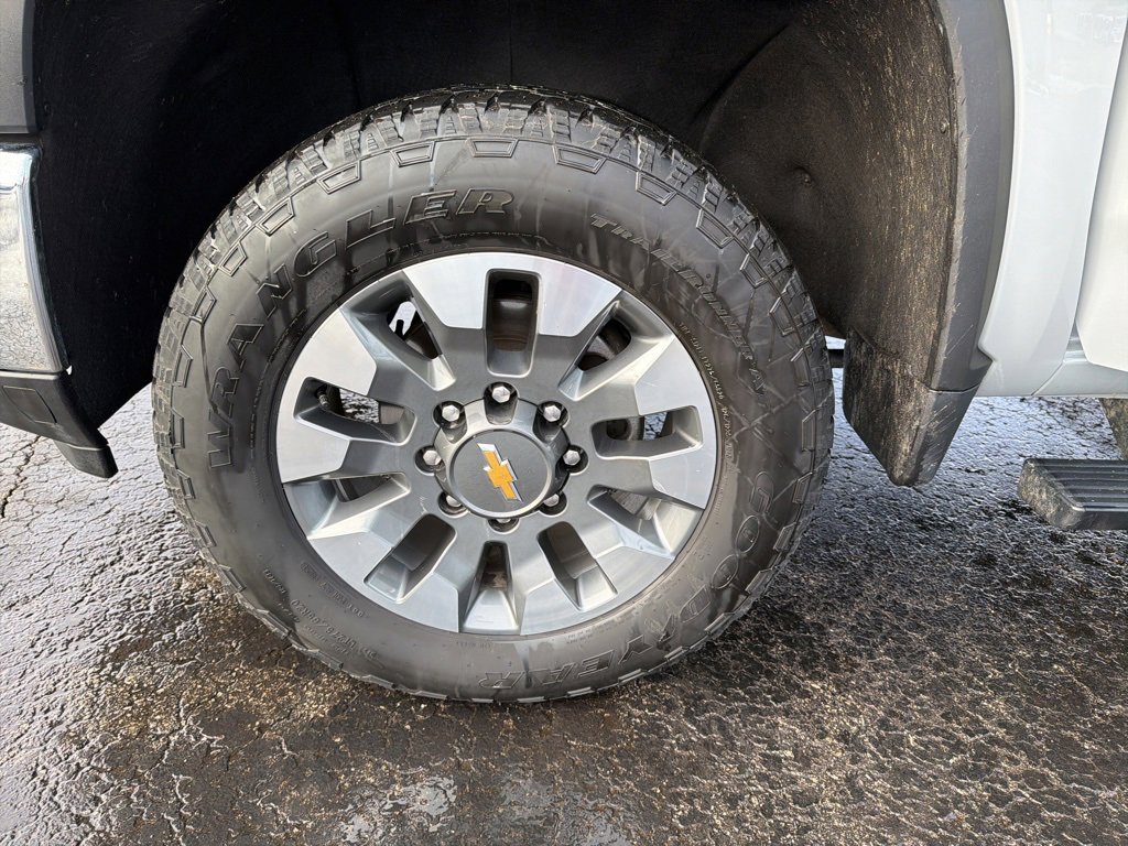 Certified 2024 Chevrolet Silverado 2500 LT w/ All Star Edition image 30