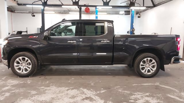 Used 2023 Chevrolet Silverado 1500 LTZ w/ LTZ Premium Package AWD/4WD image 42