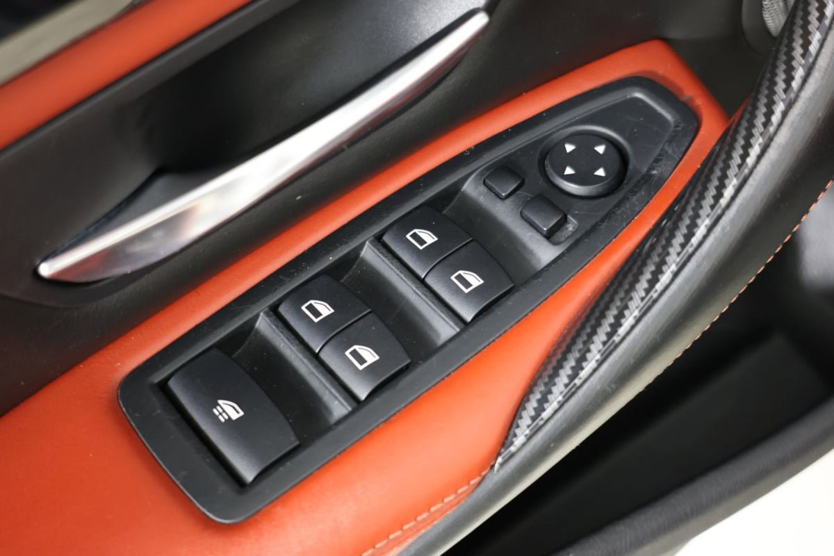 Used 2015 BMW M4 Convertible RWD image 20