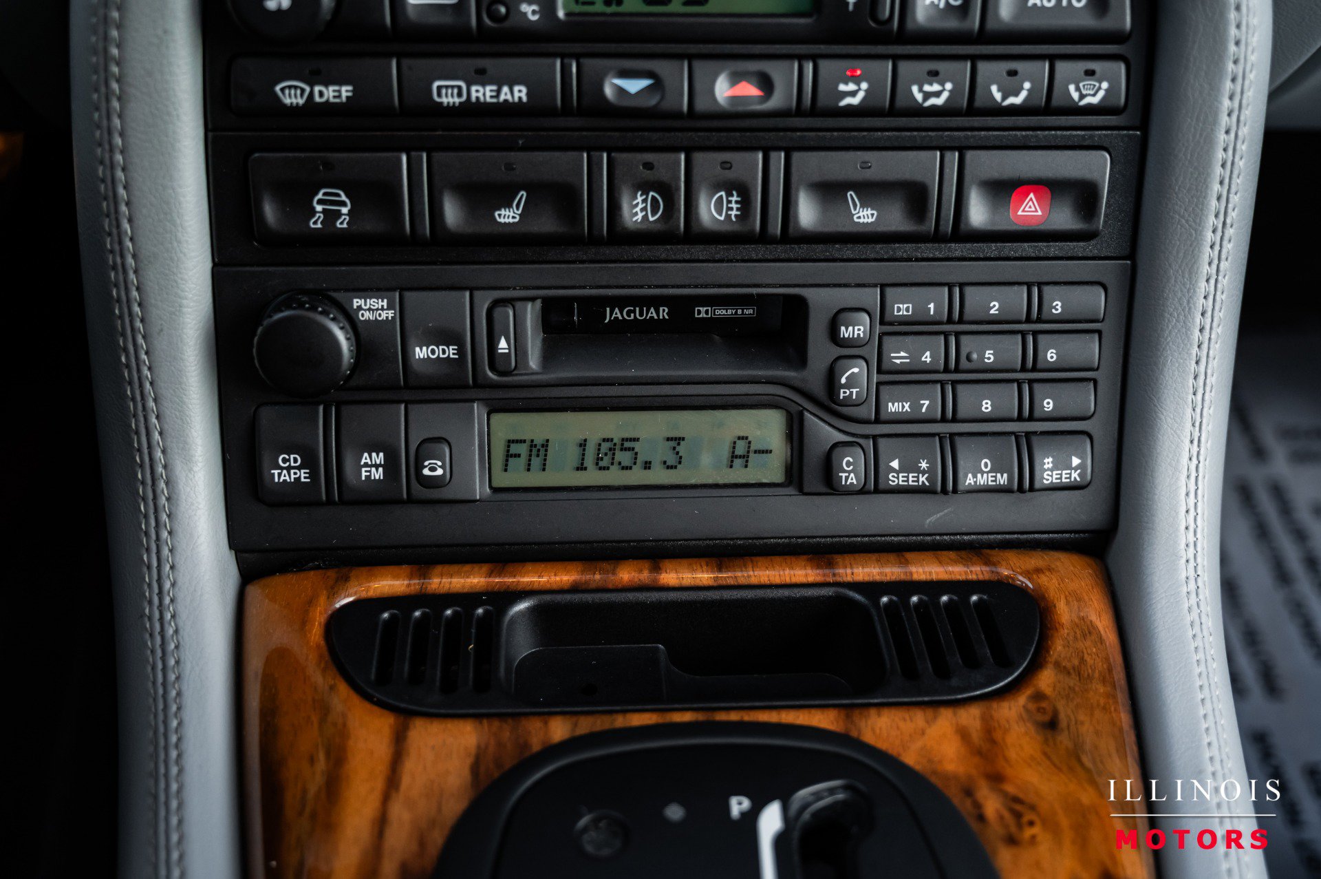 Used 2003 Jaguar XK8 Coupe image 23