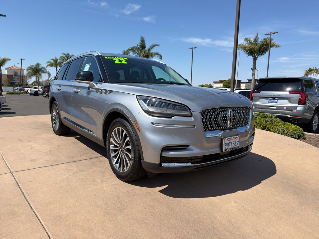 Used 2022 Lincoln Aviator Reserve RWD image 3