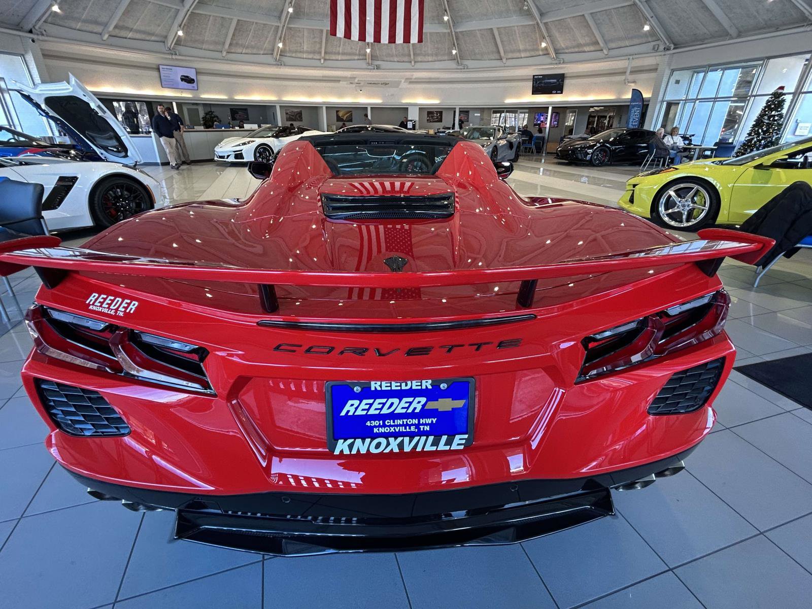 Used 2025 Chevrolet Corvette Stingray Premium Conv w/ Z51 Performance Package image 4