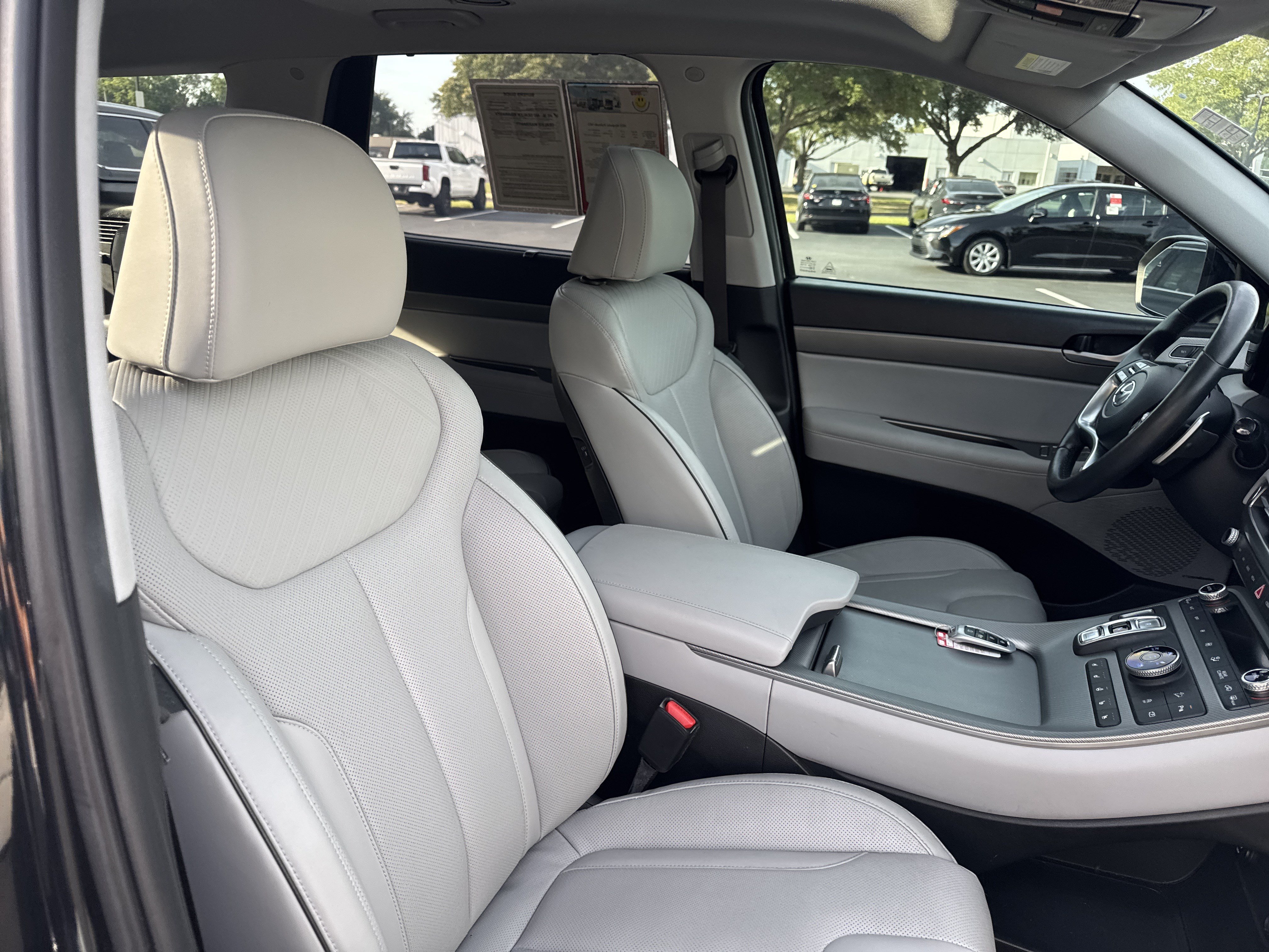 Used 2023 Hyundai Palisade SEL w/ Premium Package AWD/4WD image 37