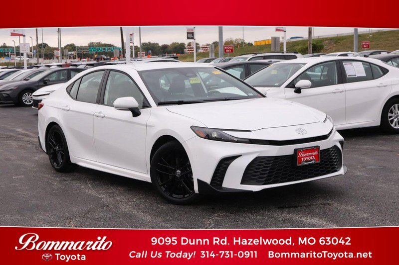 Used 2025 Toyota Camry SE