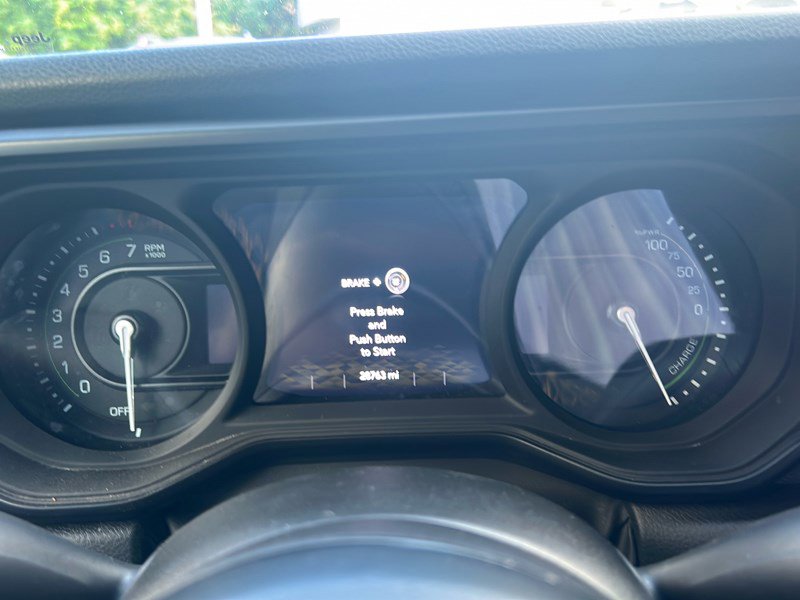 Used 2024 Jeep Wrangler Unlimited w/ Convenience Group image 15