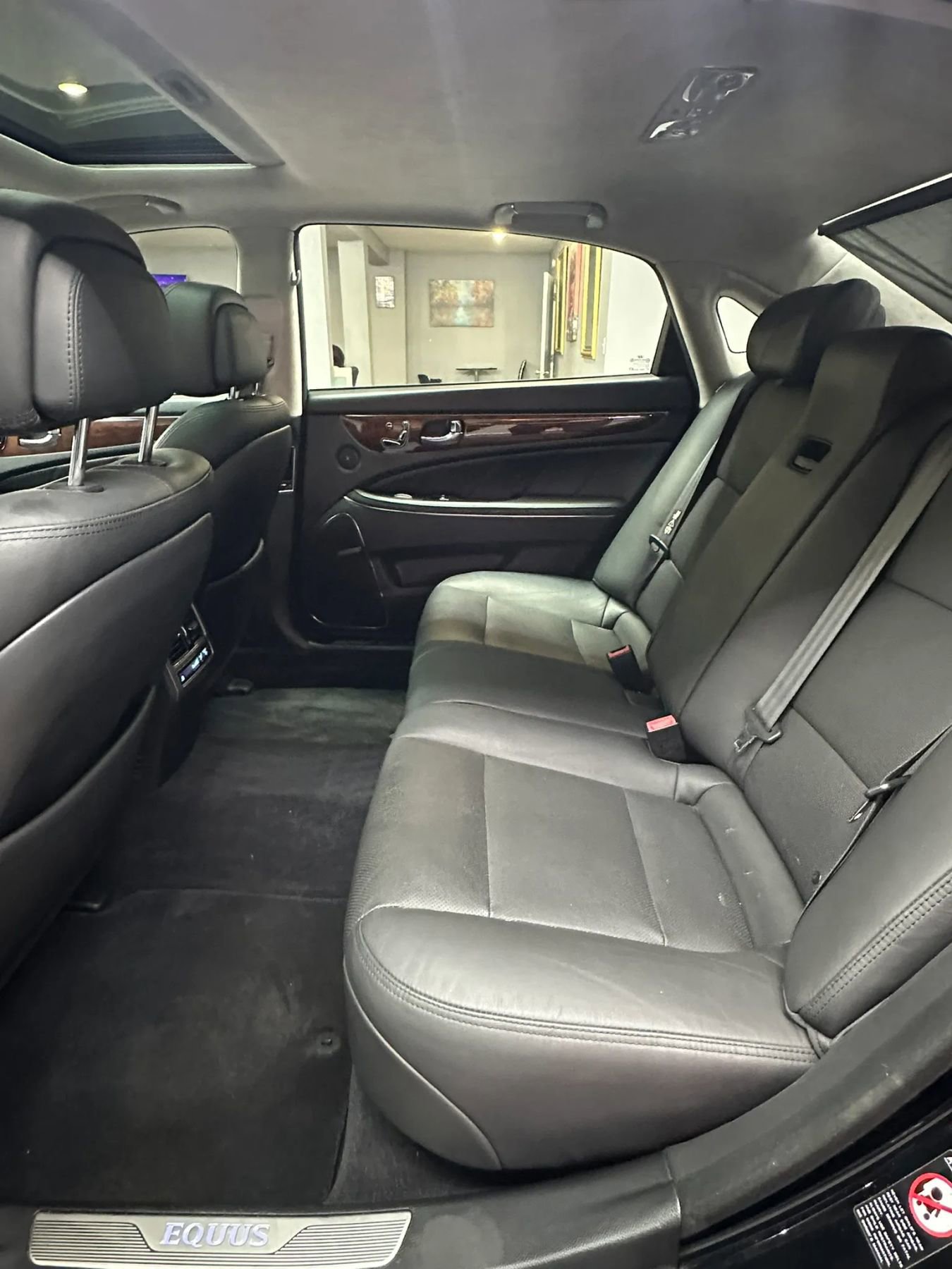 Used 2015 Hyundai Equus Signature RWD image 29