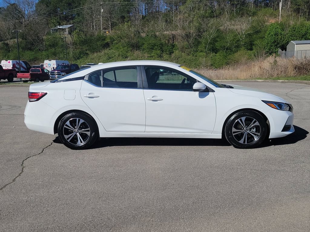 Used 2023 Nissan Sentra SV image 2