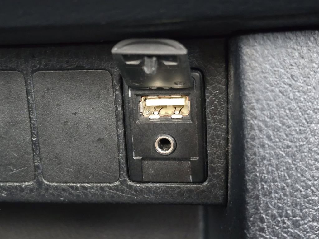 Used 2014 Toyota Corolla S image 12