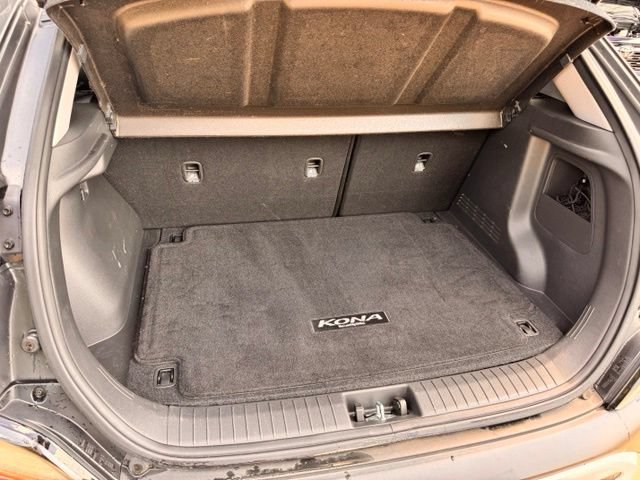 Used 2022 Hyundai Kona SEL w/ Convenience Package FWD image 12