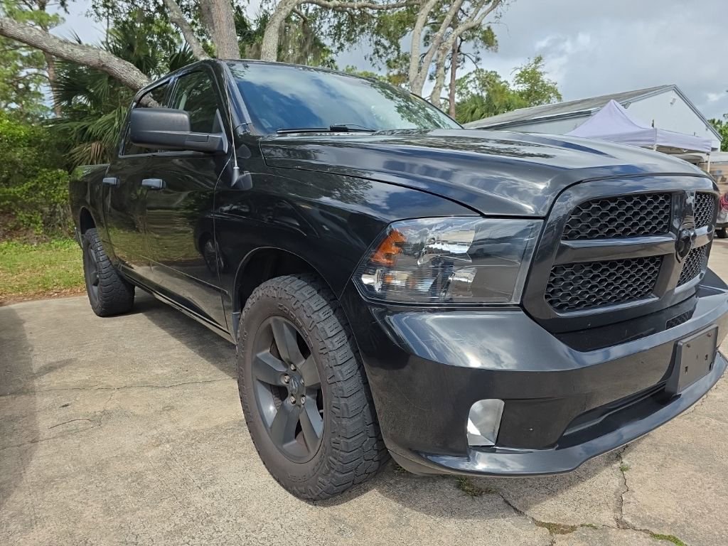 Used 2017 RAM 1500 Express w/ Black Ram 1500 Express Group image 6