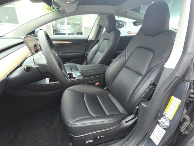 Used 2023 Tesla Model 3 Standard Range image 11