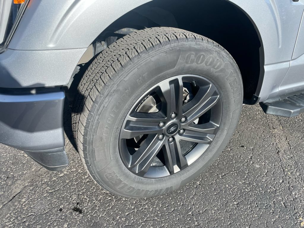 Used 2022 Ford F150 Lariat AWD/4WD image 3