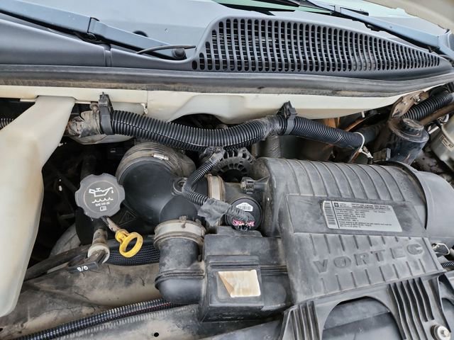 Used 2011 Chevrolet Express 3500 Extended image 23