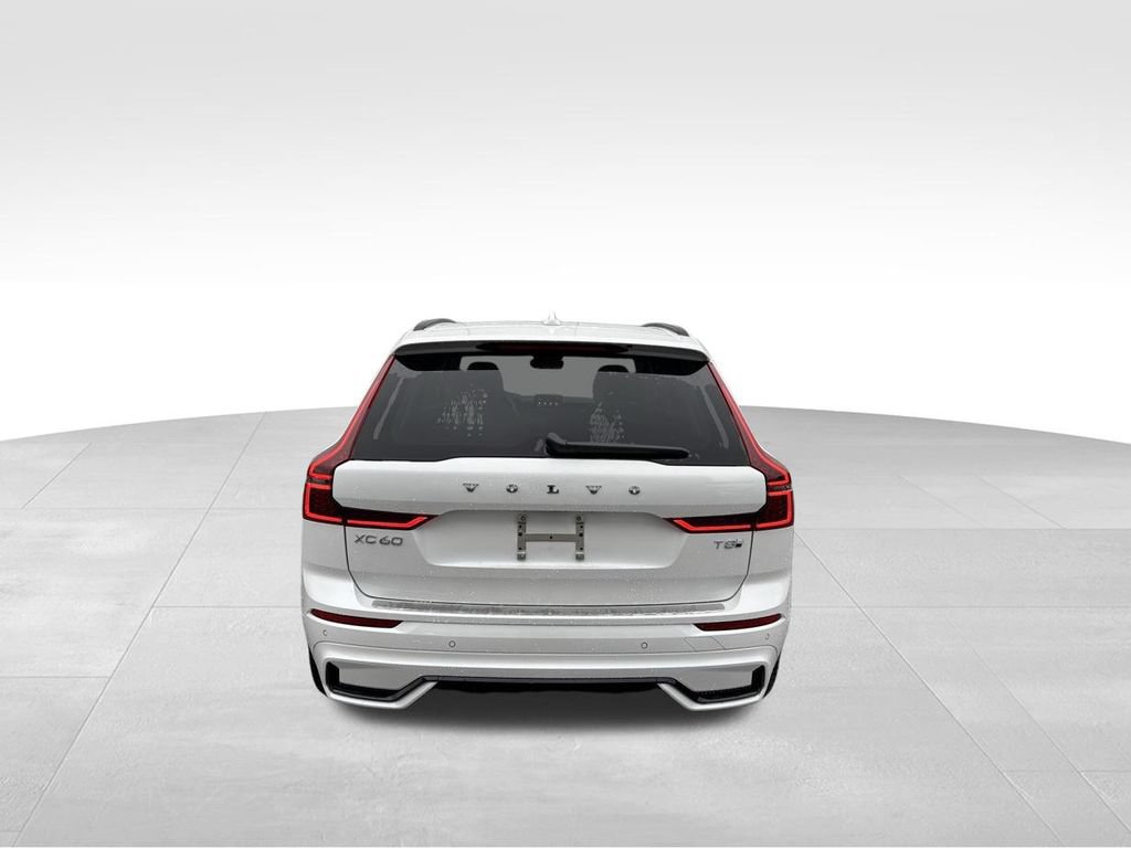 New 2026 Volvo XC60 T8 Ultra w/ Protection Package Premier AWD/4WD image 5