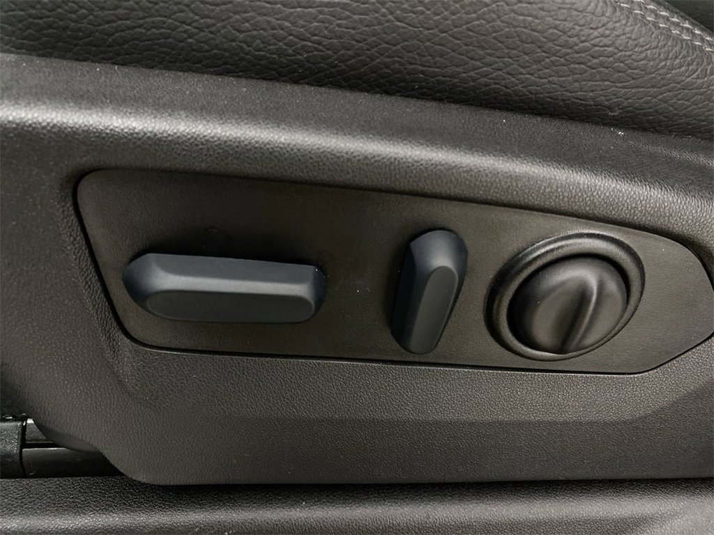 Used 2023 GMC Sierra 2500 Denali w/ Denali Ultimate Package image 12