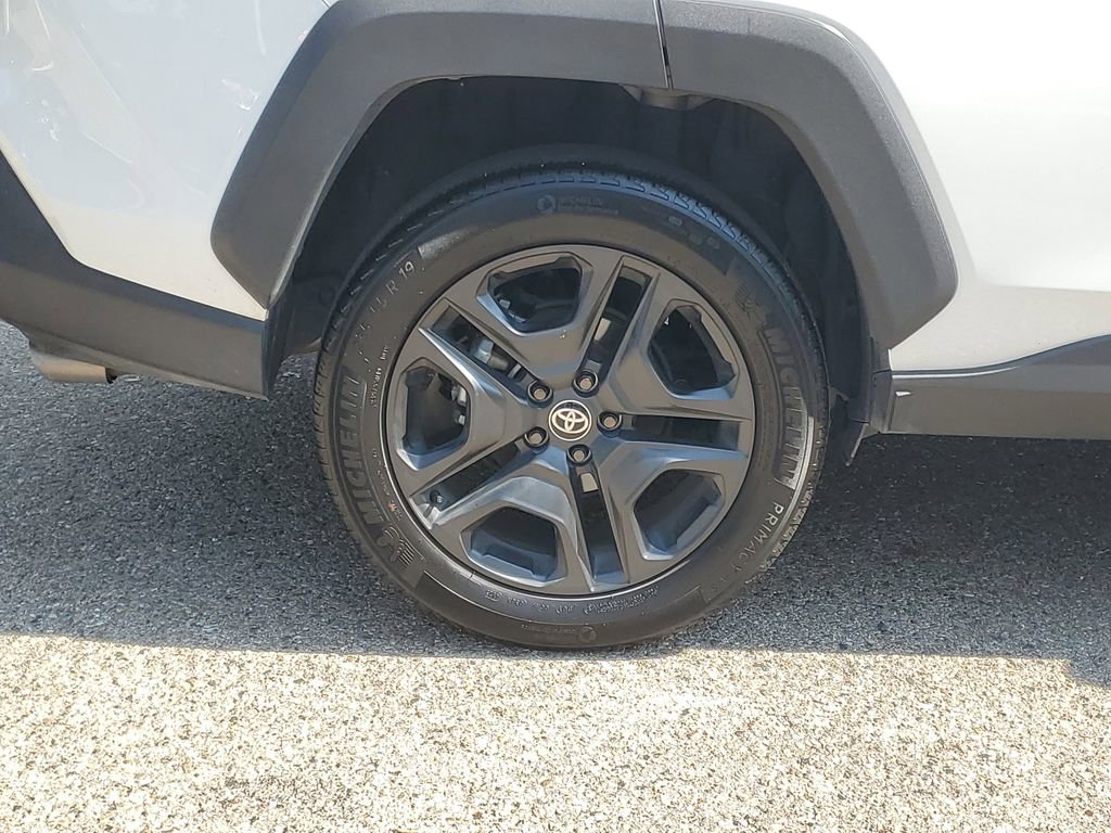 Used 2024 Toyota RAV4 Adventure image 5