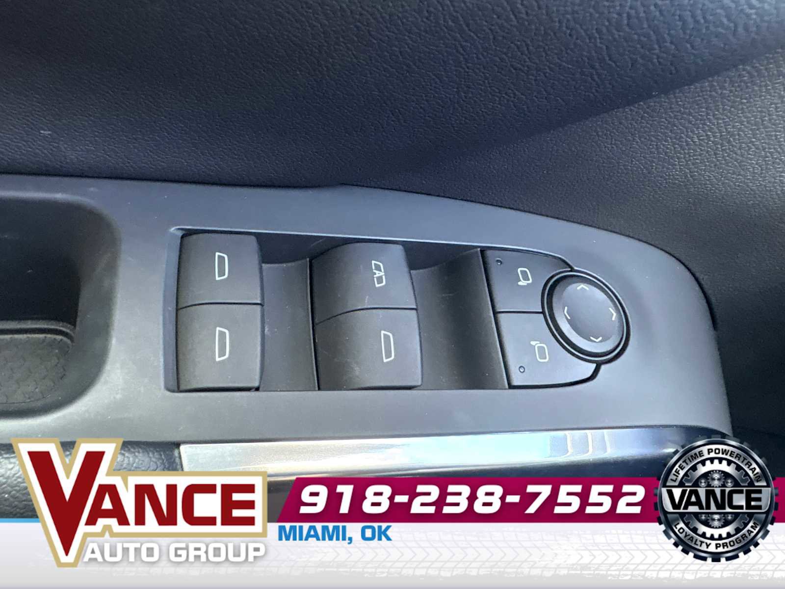Used 2024 Chevrolet Traverse Z71 w/ LPO, Floor Liner Package image 35
