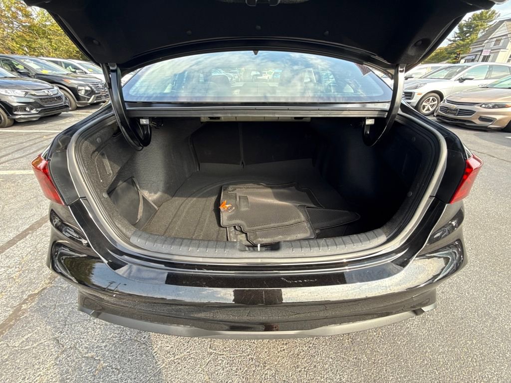 Used 2023 Kia Forte LXS image 13