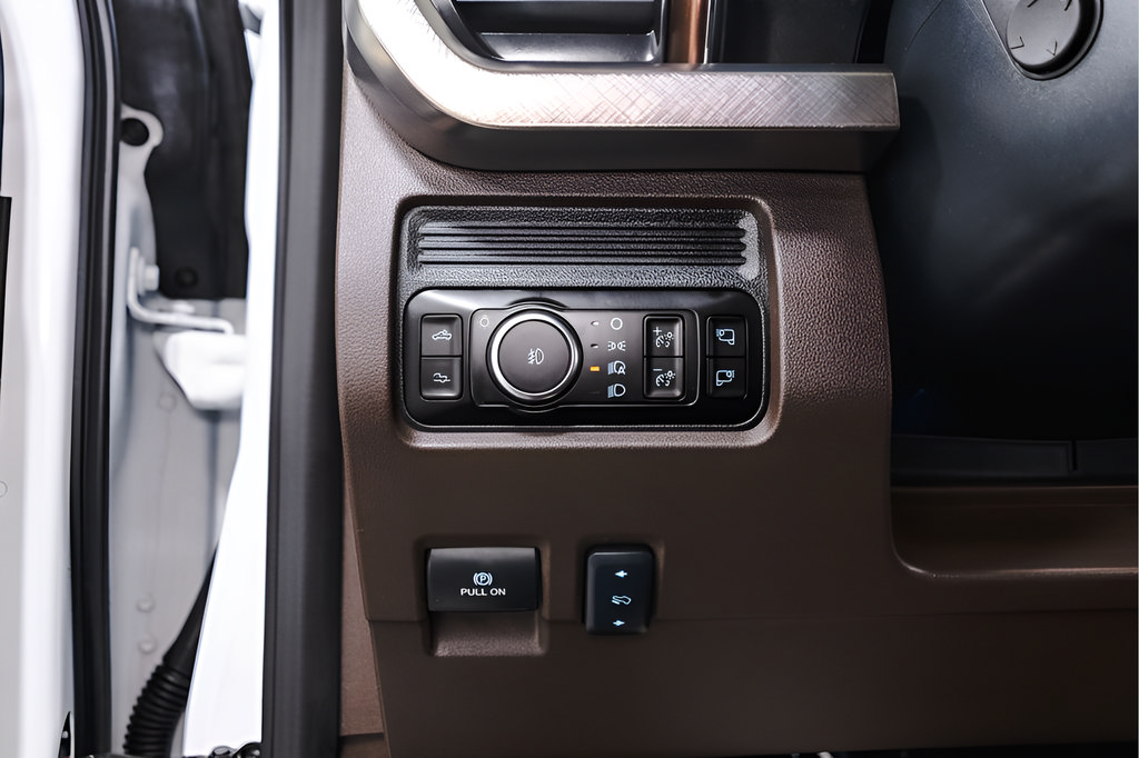 Used 2026 Ford F450 King Ranch AWD/4WD image 21