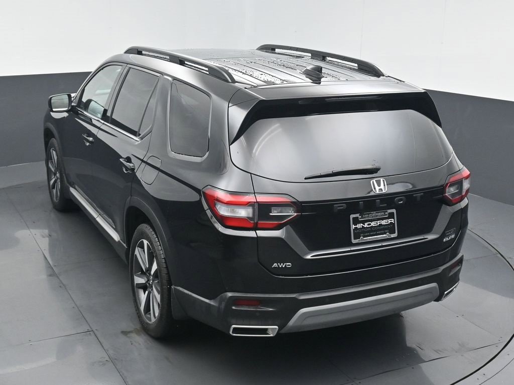 Used 2023 Honda Pilot Elite image 18