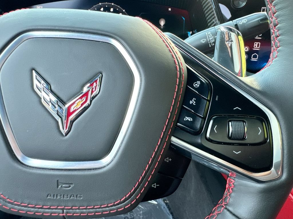 Used 2026 Chevrolet Corvette Z06 w/ Stealth Interior Trim Package RWD image 18