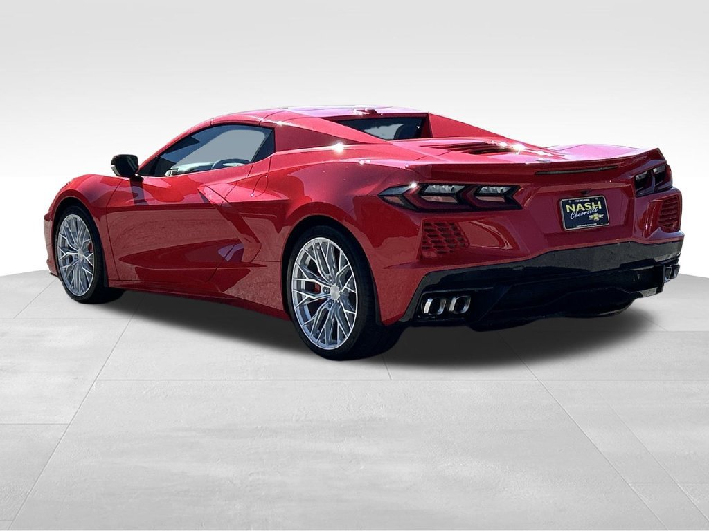 Used 2024 Chevrolet Corvette Stingray Preferred Conv w/ 2LT RWD image 5