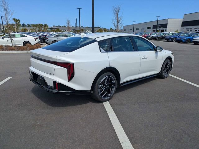 Used 2025 Kia K4 GT-Line image 3