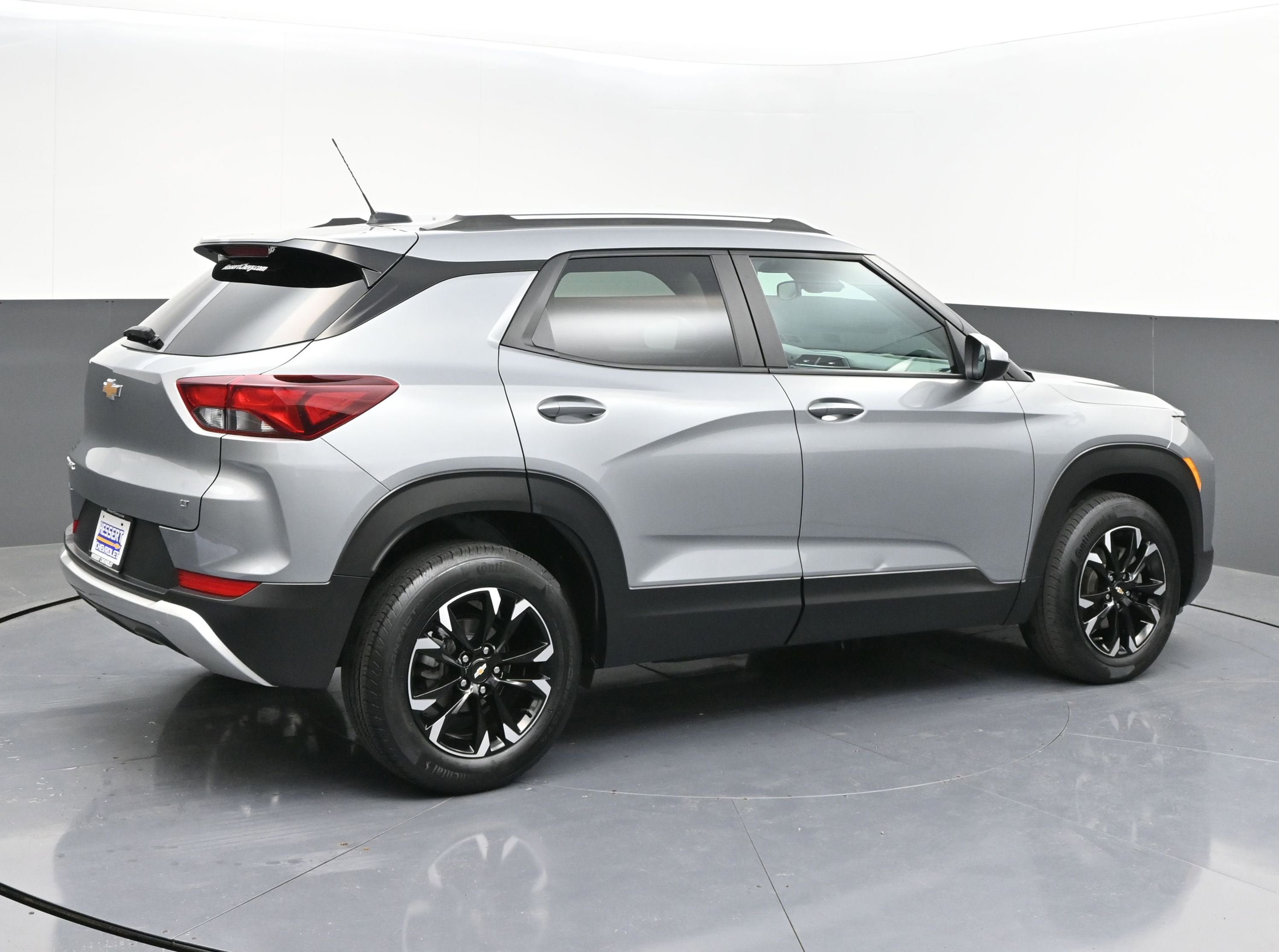Certified 2023 Chevrolet TrailBlazer LT w/ Convenience Package FWD image 7