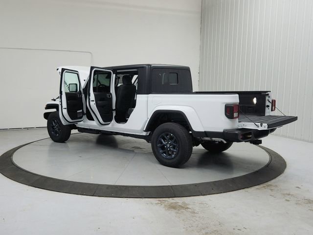 New 2026 Jeep Gladiator Sport AWD/4WD image 13