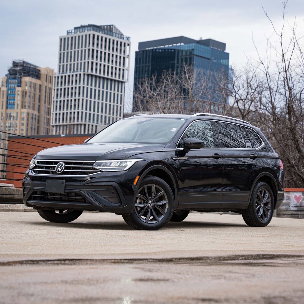 Used 2023 Volkswagen Tiguan SE