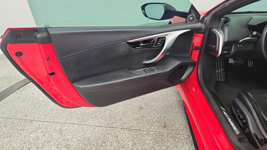 Used 2017 Acura NSX AWD/4WD image 32