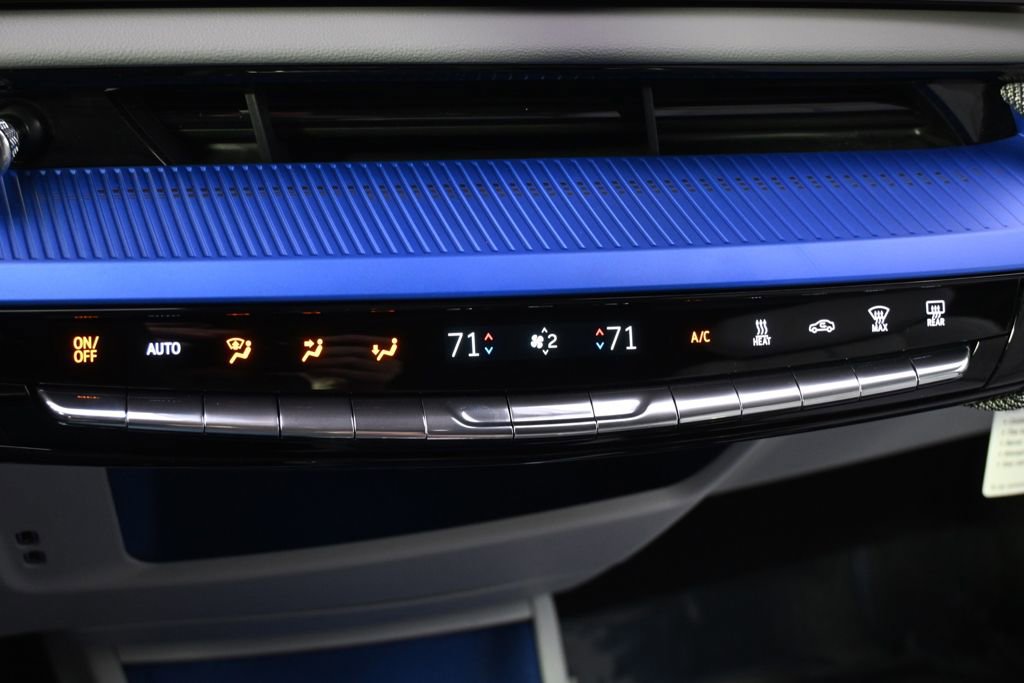 New 2026 Cadillac Optiq Luxury 2 AWD/4WD image 29