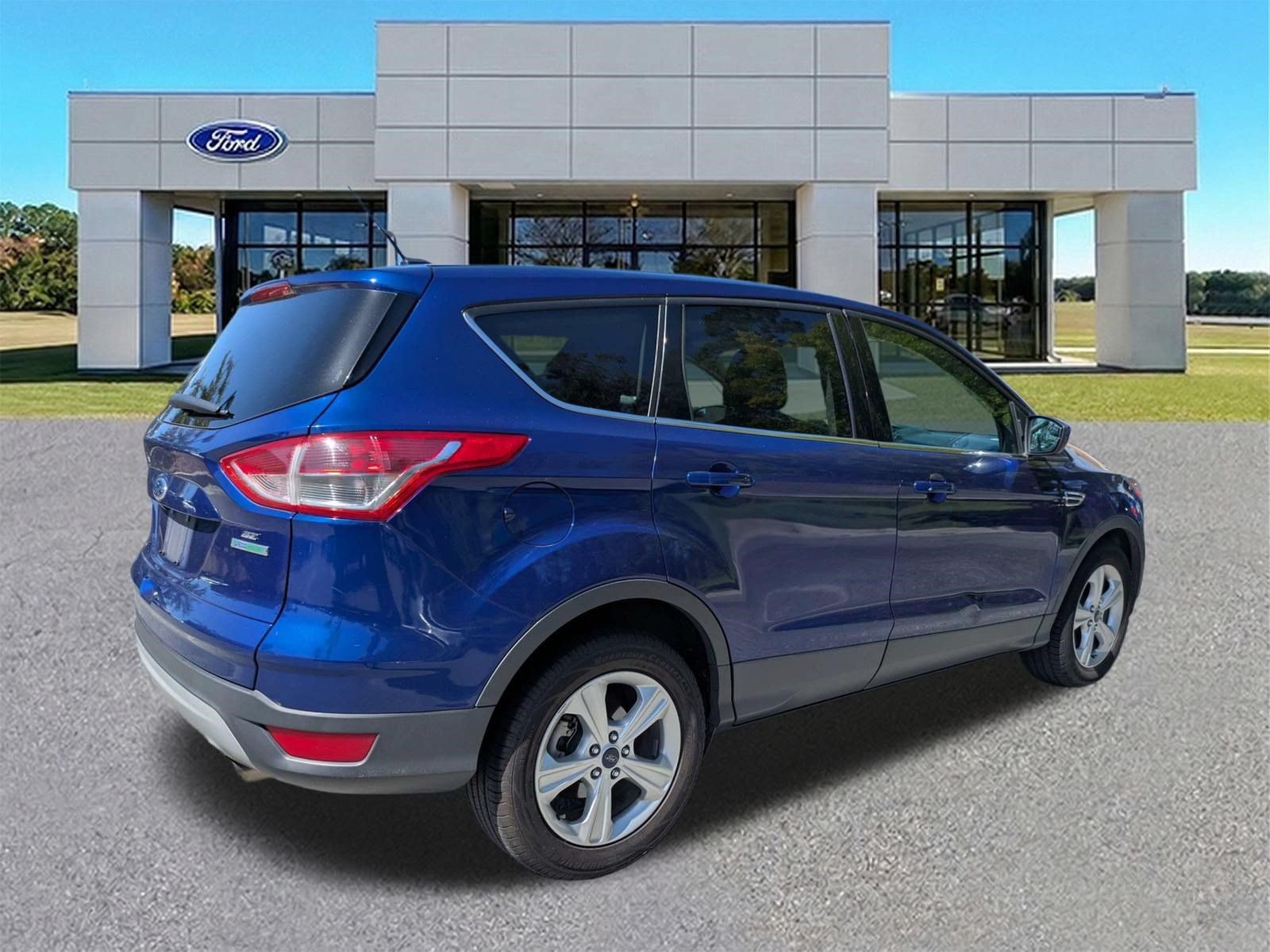 Used 2016 Ford Escape SE FWD image 3