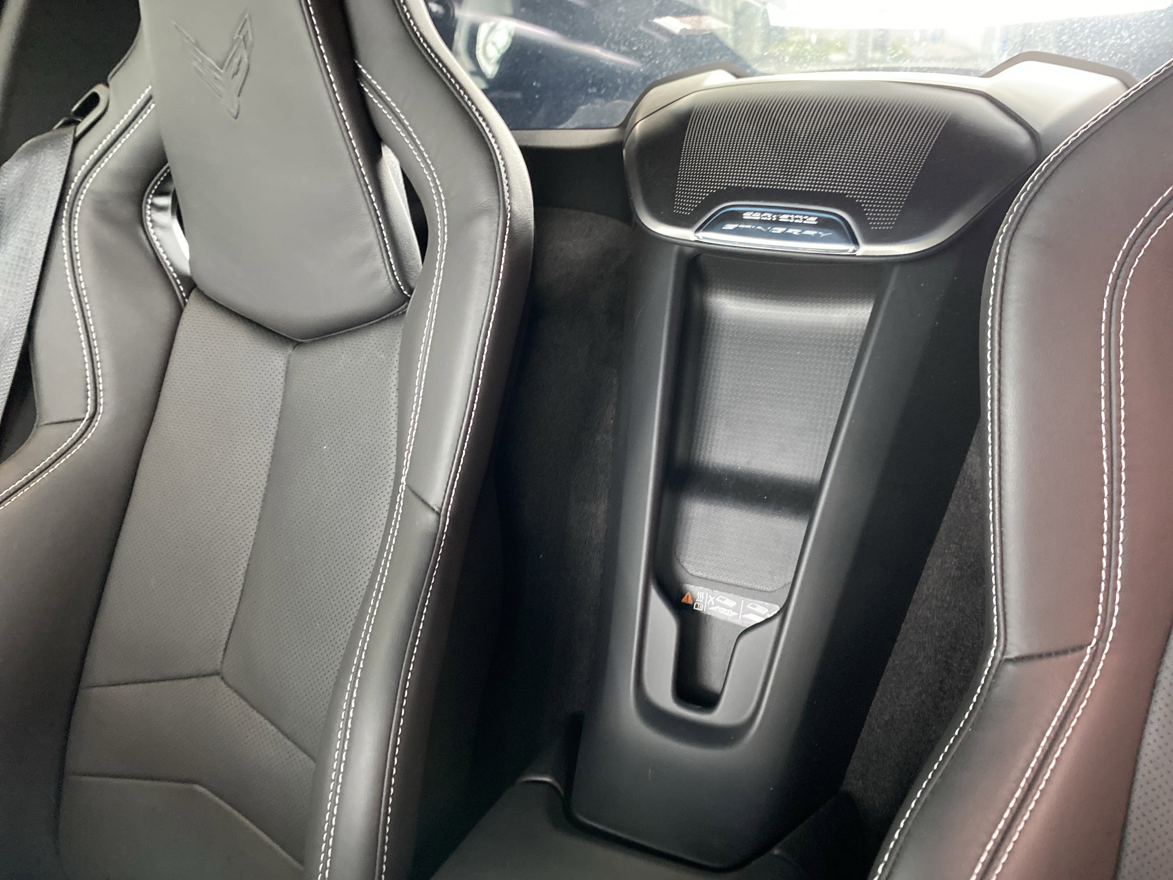 Used 2024 Chevrolet Corvette Stingray Preferred Cpe w/ Battery Protection Package image 21