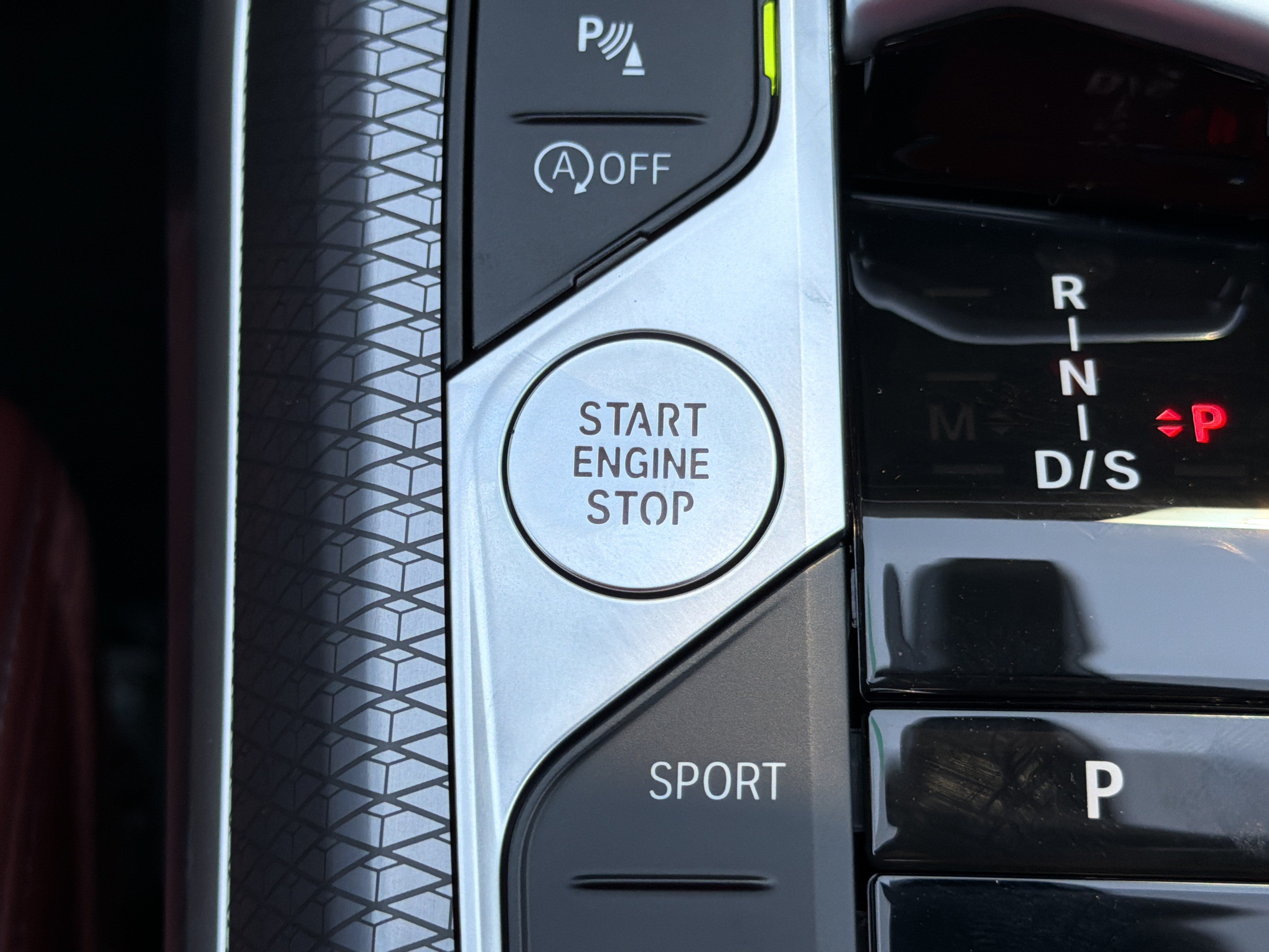 New 2026 BMW 330i Sedan w/ M Sport Package RWD image 11