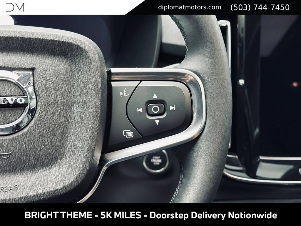 Used 2025 Volvo XC40 B5 Core w/ Protection Package Premier AWD/4WD image 31