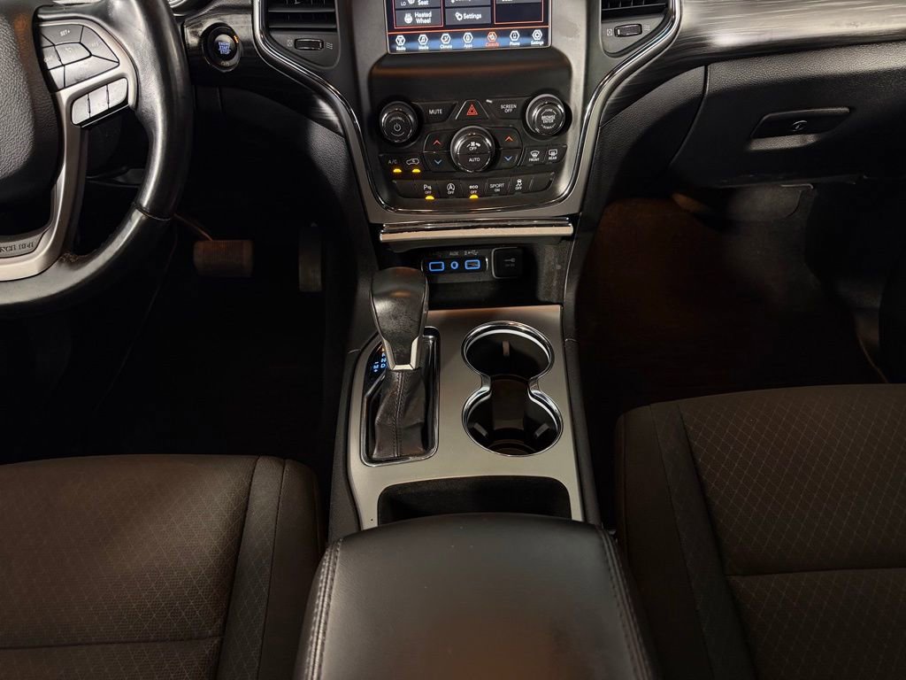 Used 2021 Jeep Grand Cherokee Laredo w/ Security & Convenience Group image 17