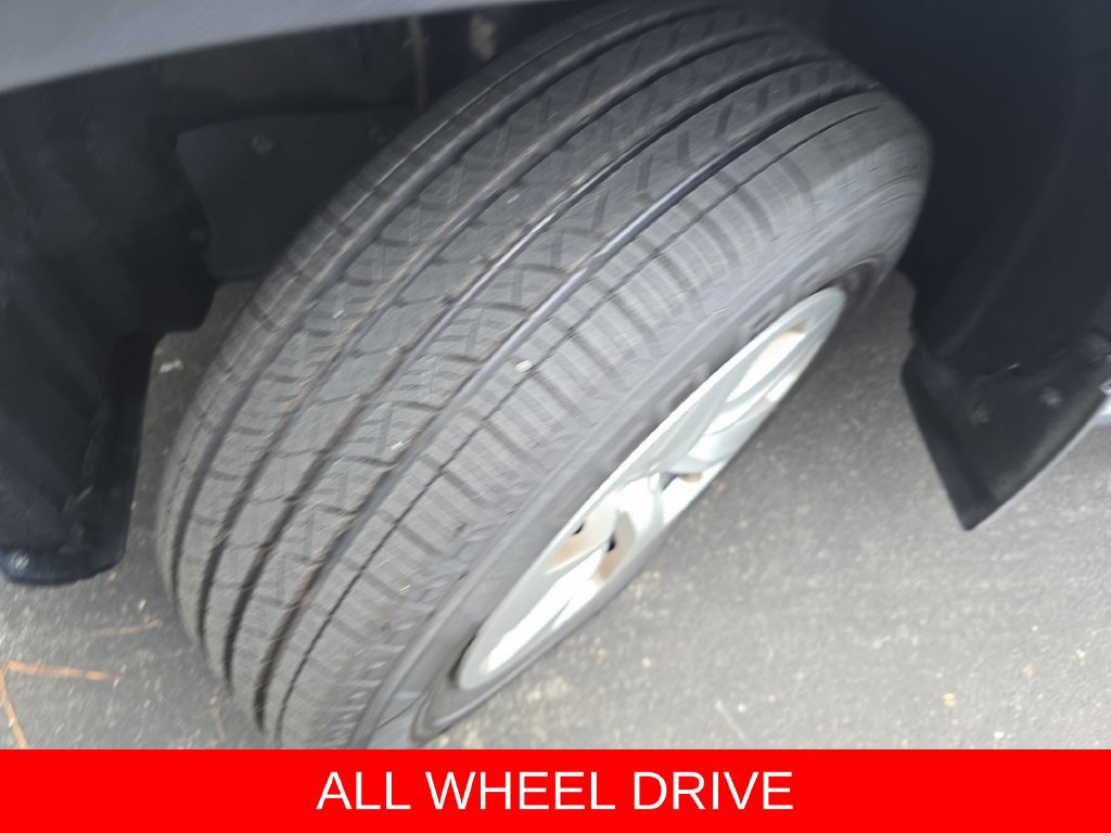 Used 2022 Toyota RAV4 LE AWD/4WD image 31