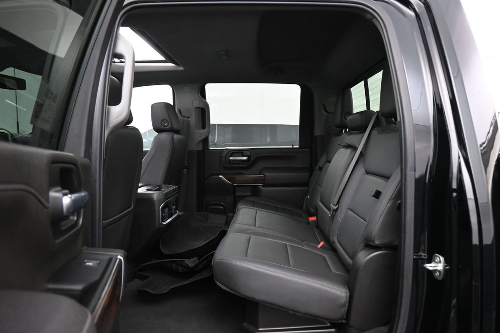 Used 2022 GMC Sierra 3500 SLT w/ SLT Convenience Package AWD/4WD image 19