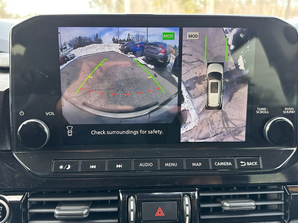 Used 2022 Nissan Pathfinder SL image 28