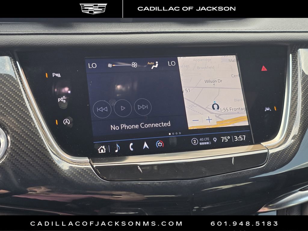 Certified 2024 Cadillac XT6 Sport w/ Technology Package AWD/4WD image 12