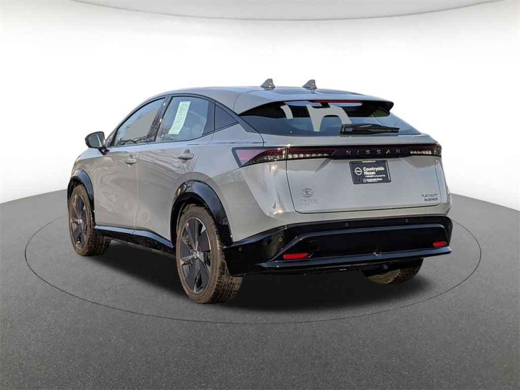Used 2024 Nissan Ariya AWD image 7