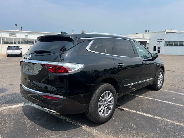 Used 2024 Buick Enclave Essence w/ Trailering Package, 5000 lbs. FWD image 5