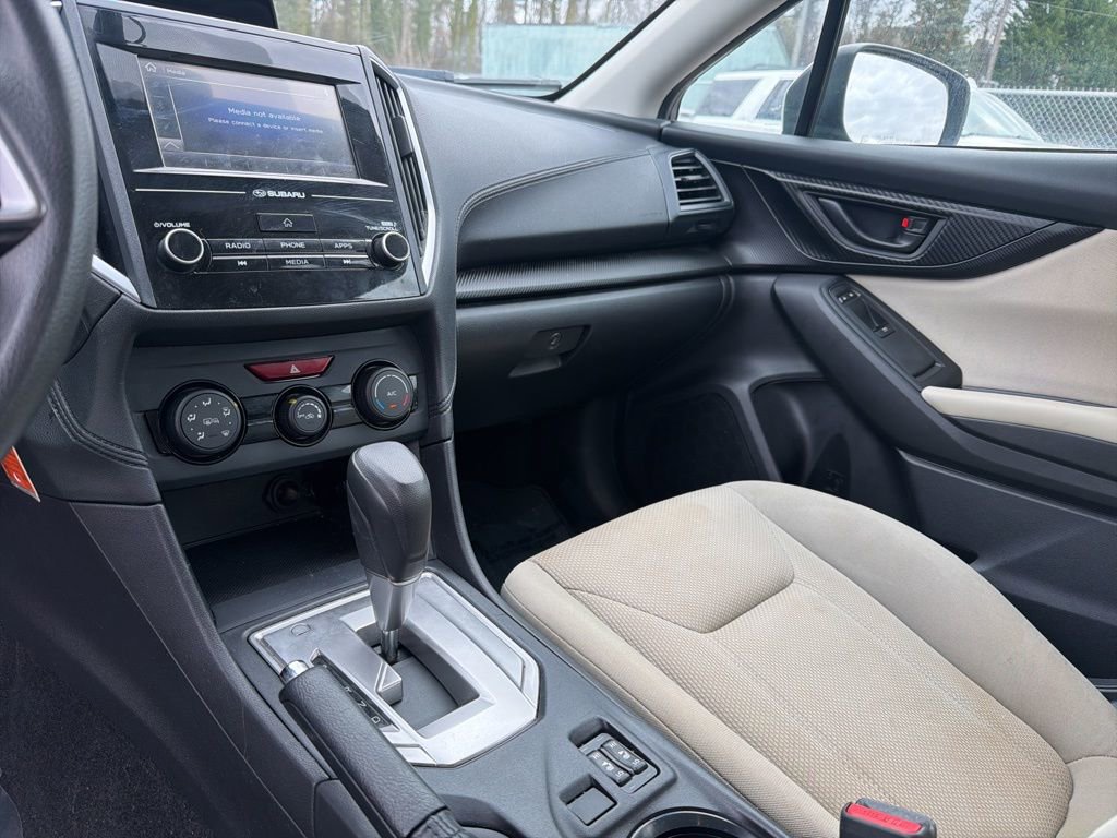 Used 2017 Subaru Impreza 2.0i Premium image 17