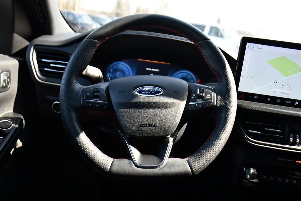 Used 2023 Ford Escape ST-Line Elite image 12