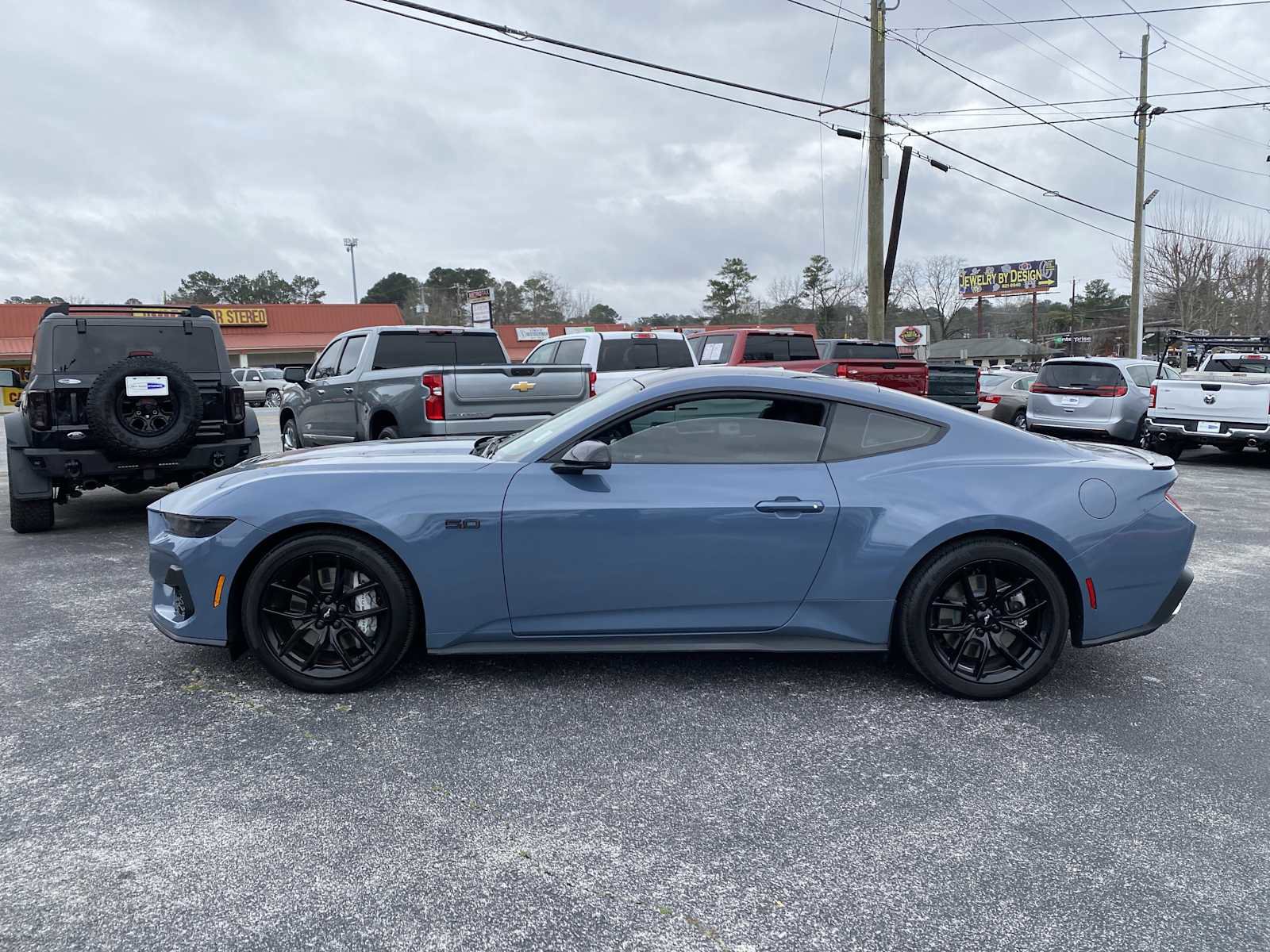 Used 2025 Ford Mustang GT Premium image 8