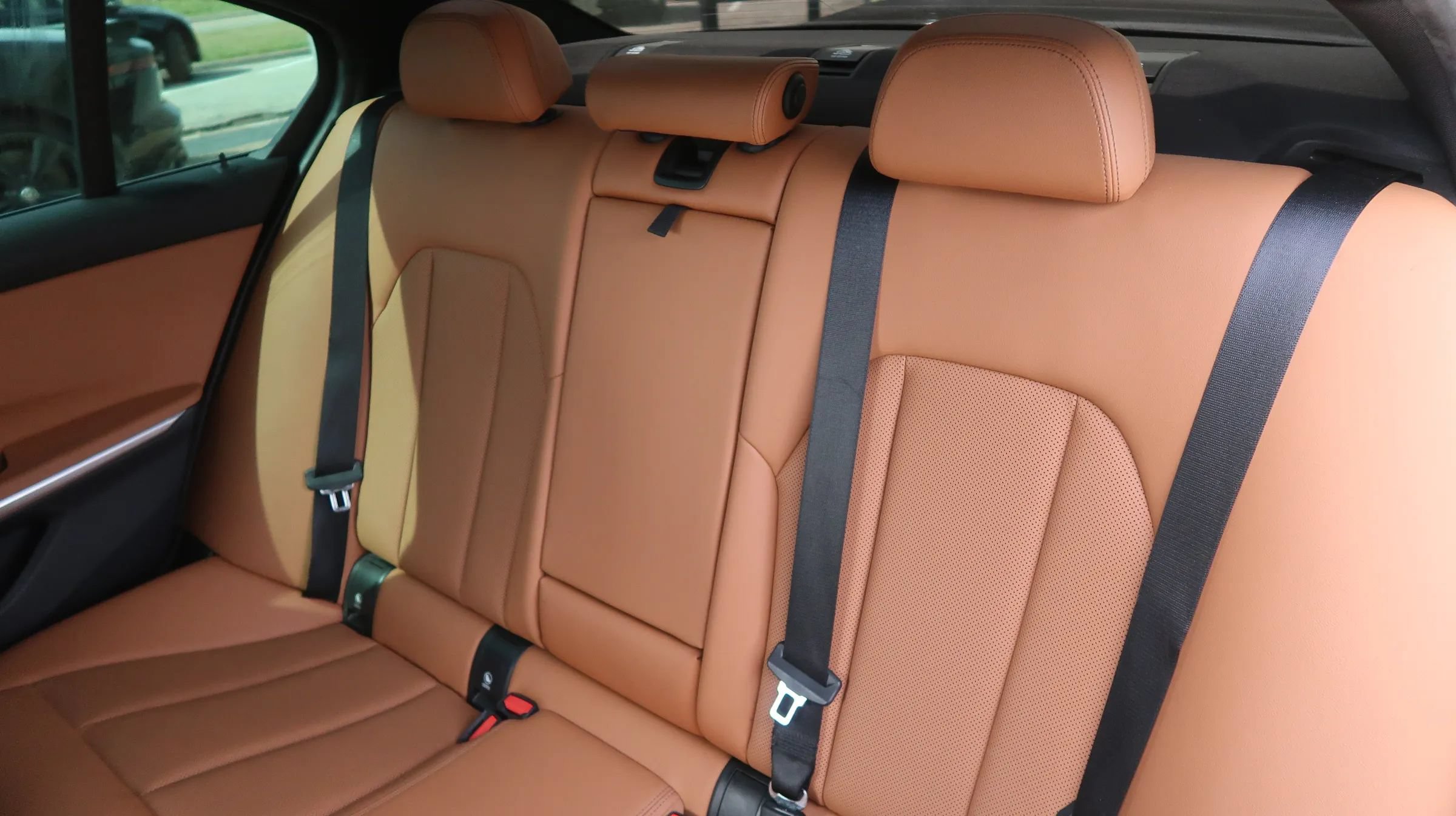 Used 2022 BMW M340i RWD image 20