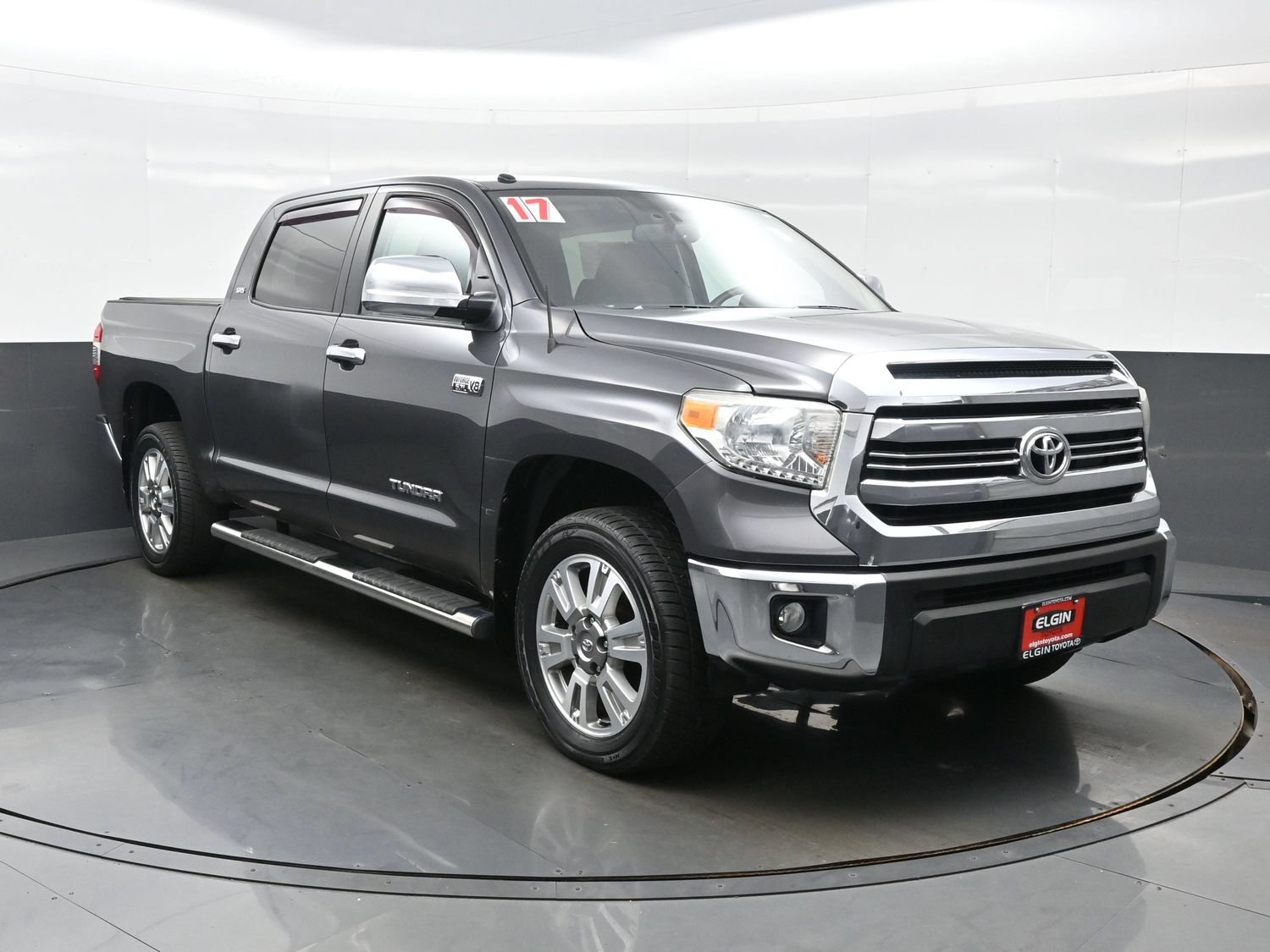 Used 2017 Toyota Tundra SR5 w/ SR5 Upgrade Package AWD/4WD image 8