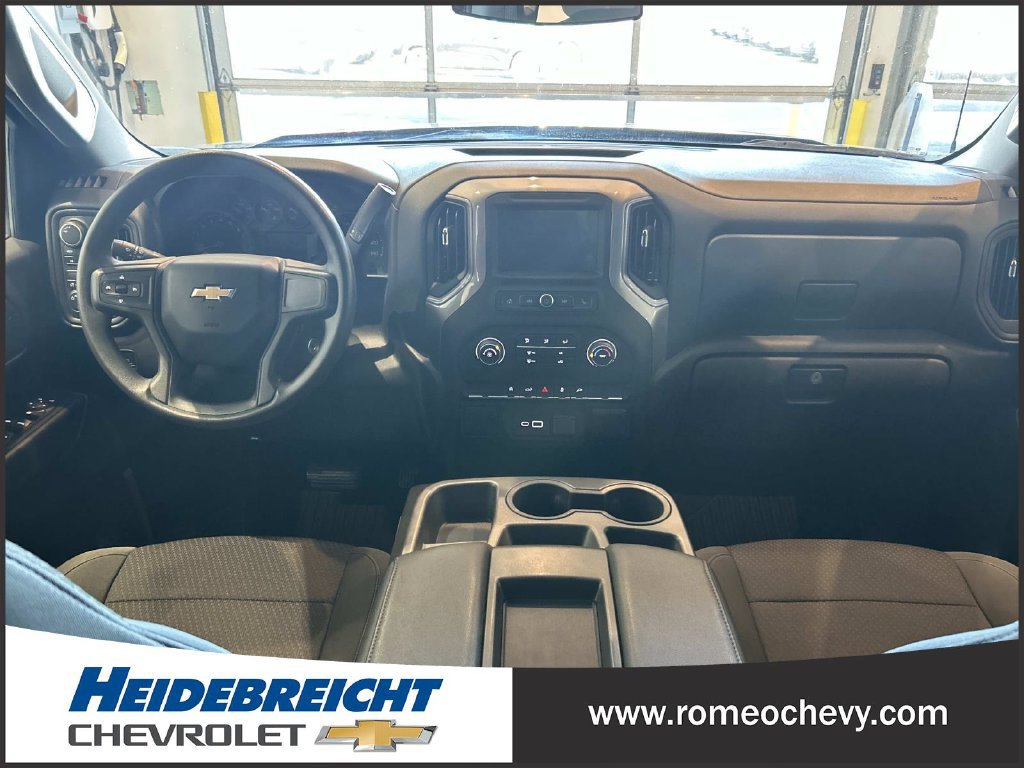 Used 2021 Chevrolet Silverado 1500 Custom AWD/4WD image 16